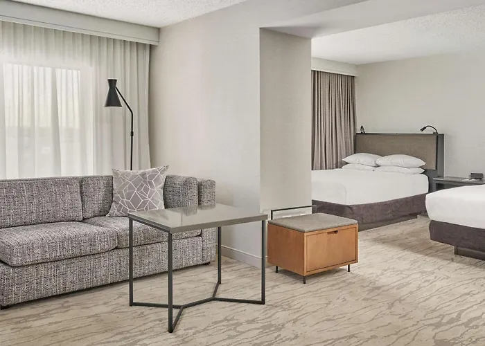 Hyatt Regency 3*