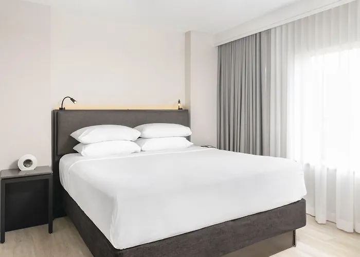 Hyatt Regency 3* Deerfield